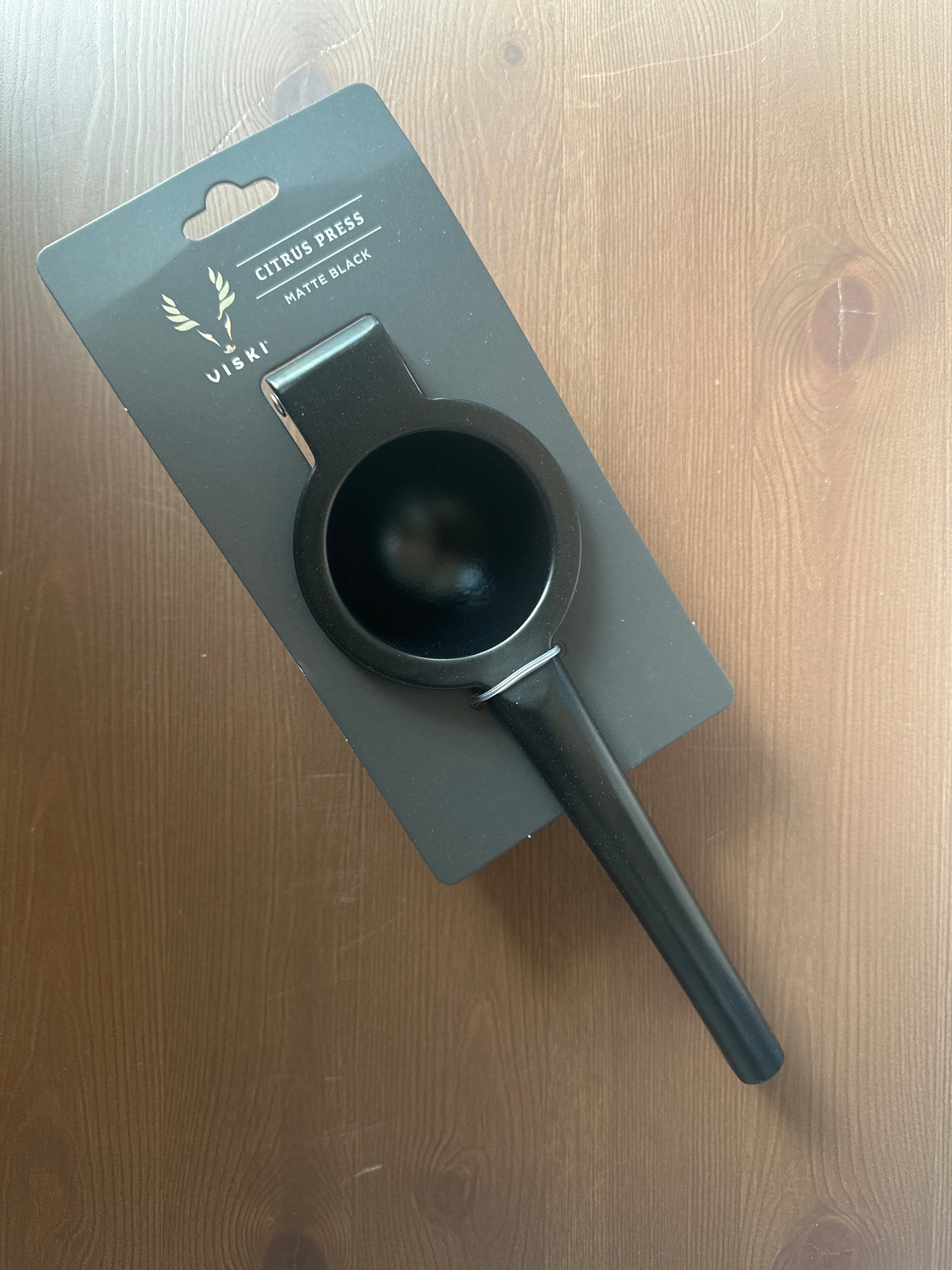Viski Citrus Juicer (Matte Black)