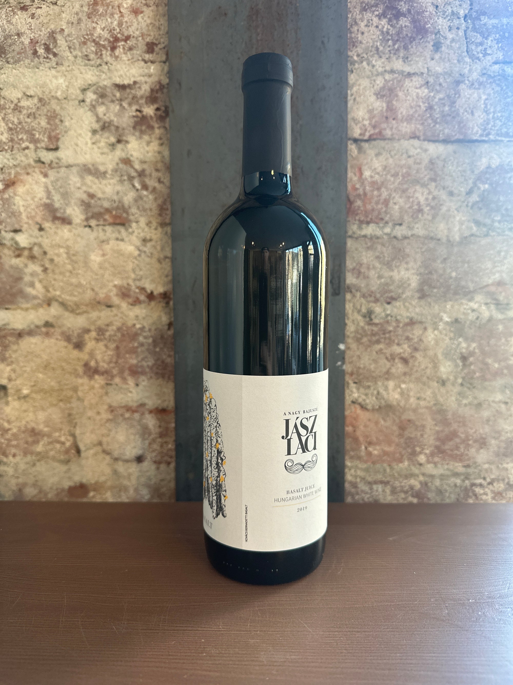 Jász Laci, Juhfark "Basalt Juice" 2019 (Somlo, Hungary) 750ml