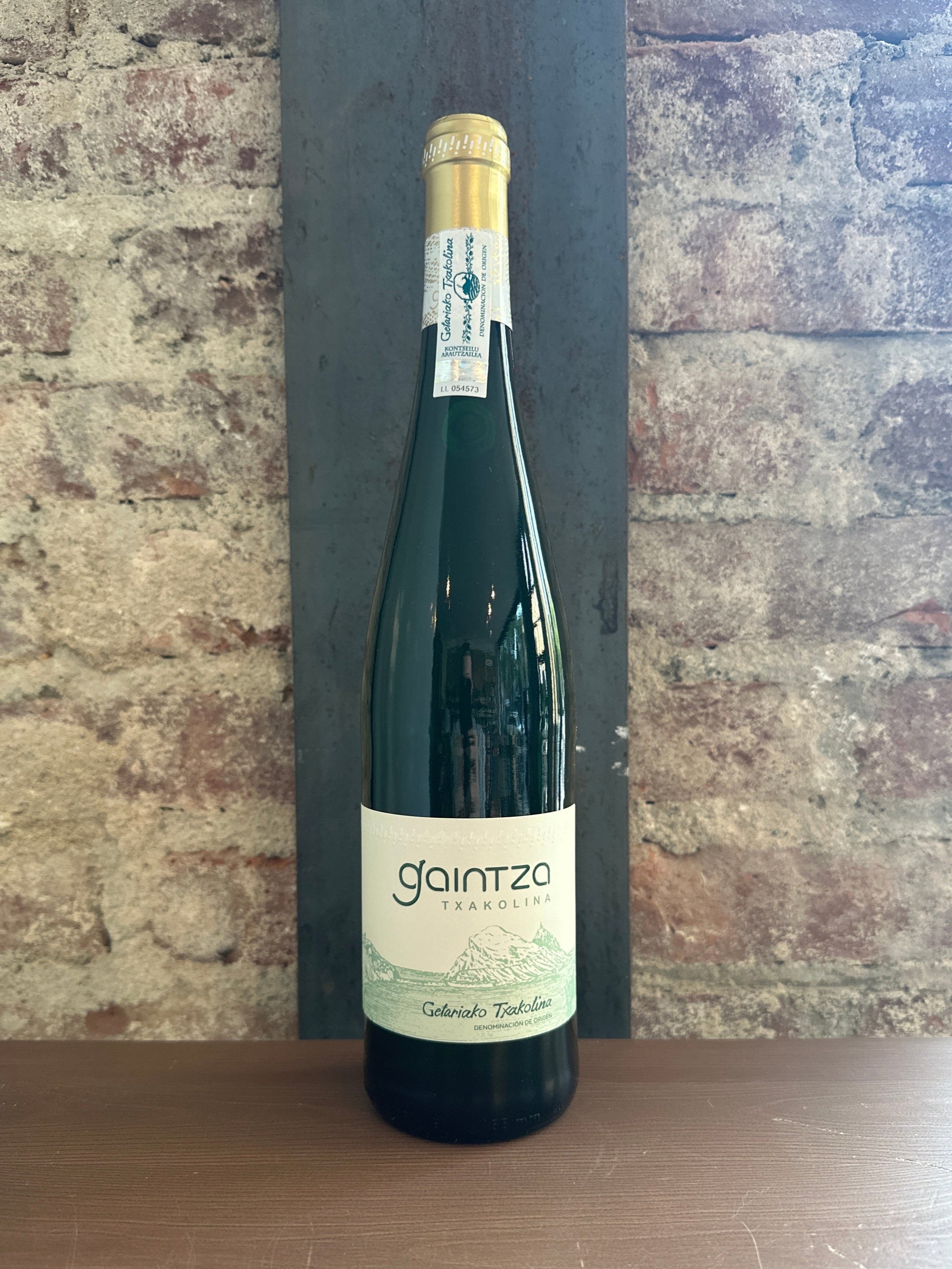 Gaintza, Txakolina Blanco 2024 (Basque Country, Spain) 750ml