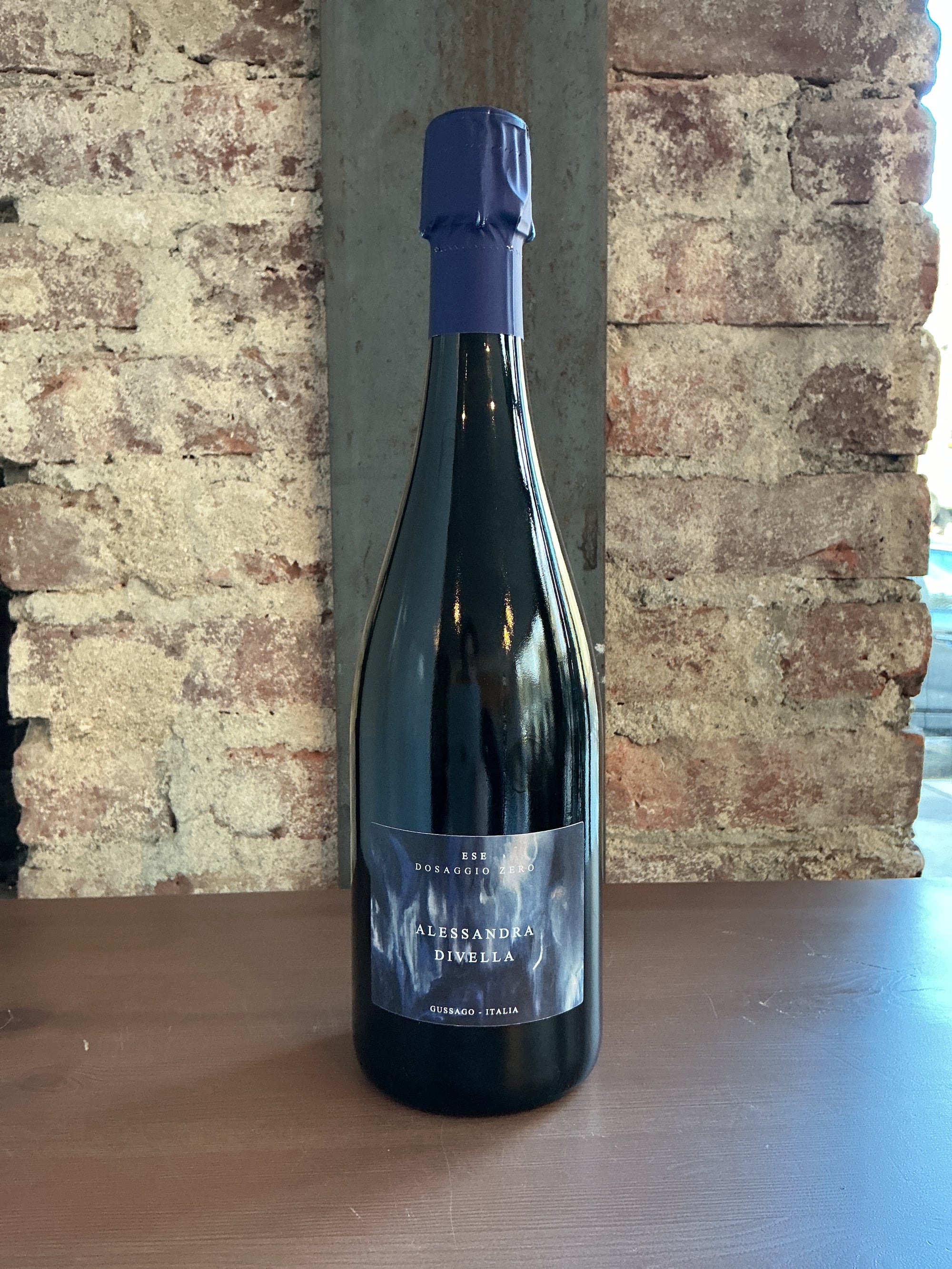 Alessandra Divella, Ese Dosaggio Zero NV (Franciacorta, Italy) 750ml