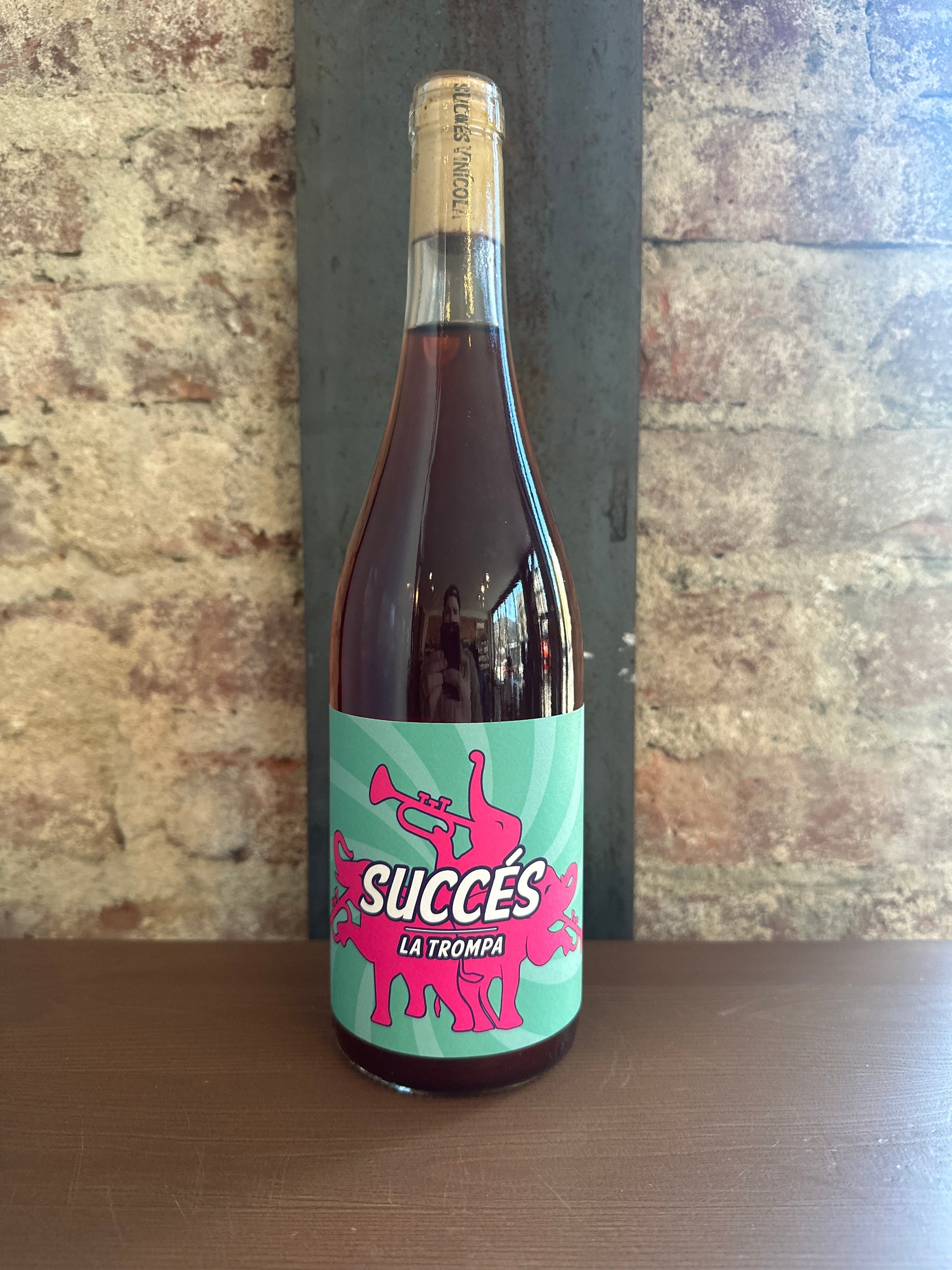 Succes La Vinicola, La Trompa 2022 (Conca de Barbera, Spain) 750ml