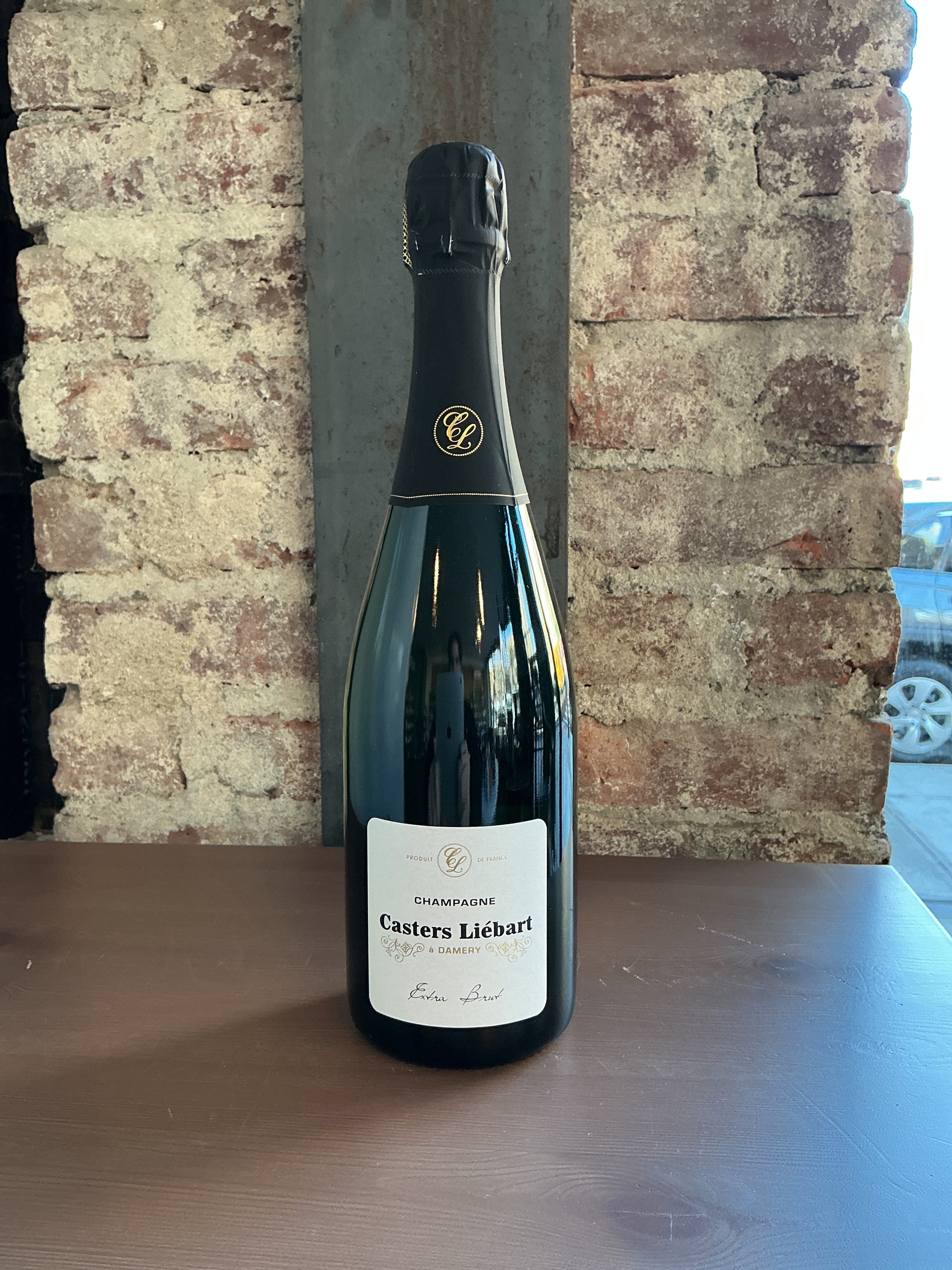 Casters Liébart, Cuvée Extra Brut NV (Champagne, France) 750ml