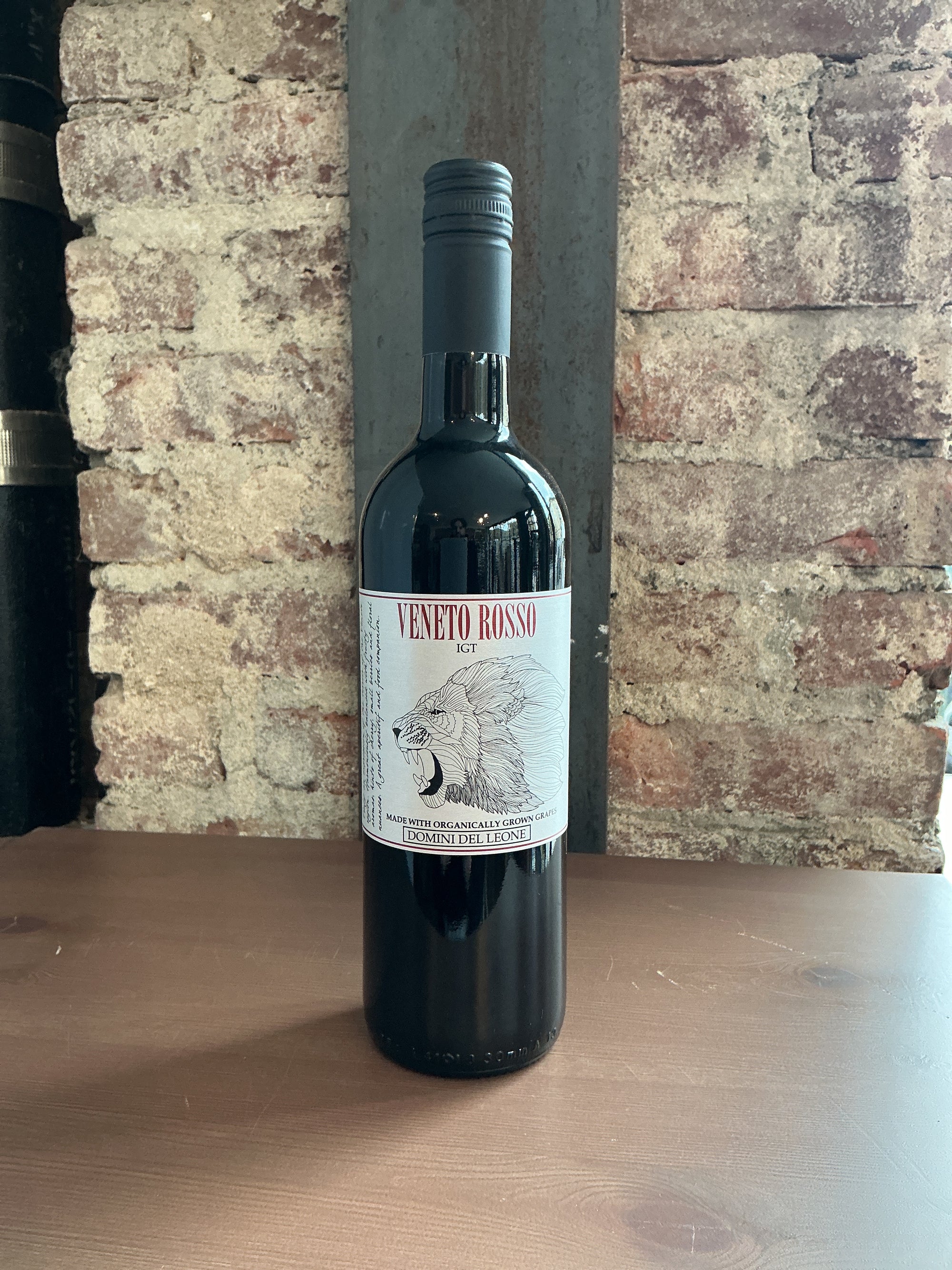Domini Del Leone, Rosso NV (Veneto, Italy) 750ml