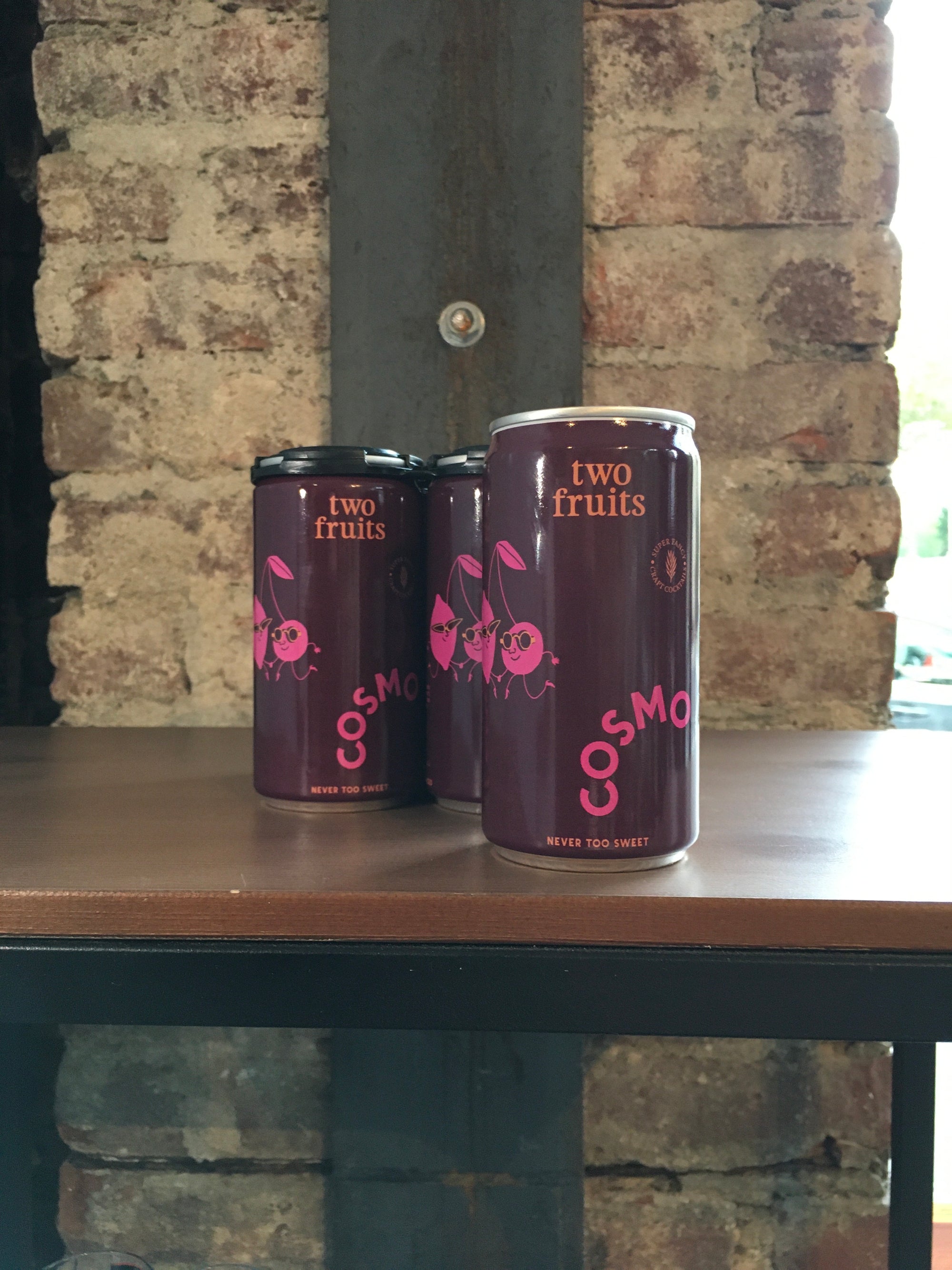 Supergay Spirits, Two Fruits Cosmo (New York) 250ml CAN