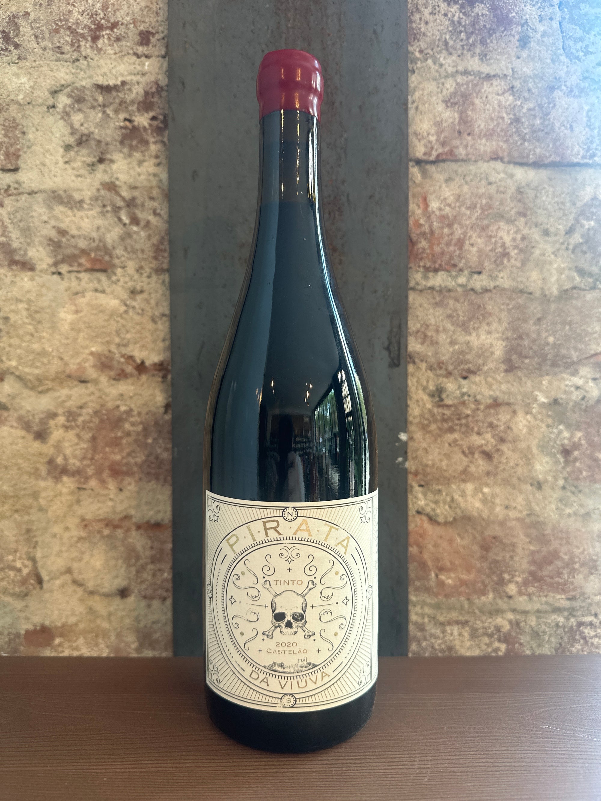 Adega Viúva Gomes, "PIrata da Viúva" Castelão 2020 (Lisbon, Portugal) 750ml