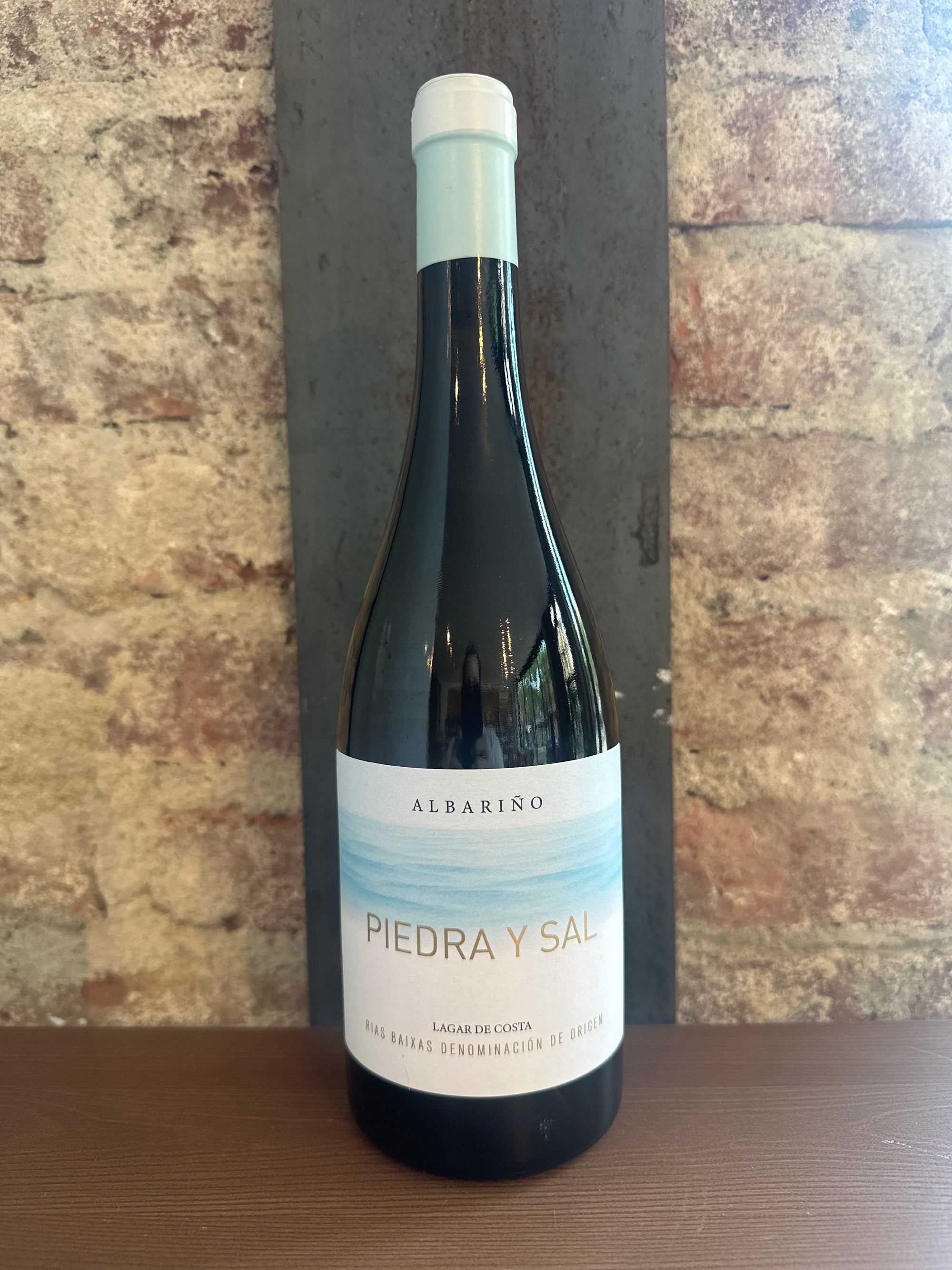 Lagar de Costa, "Piedra y Sal" Albariño 2025 (Rias Baixas, Spain) 750ml