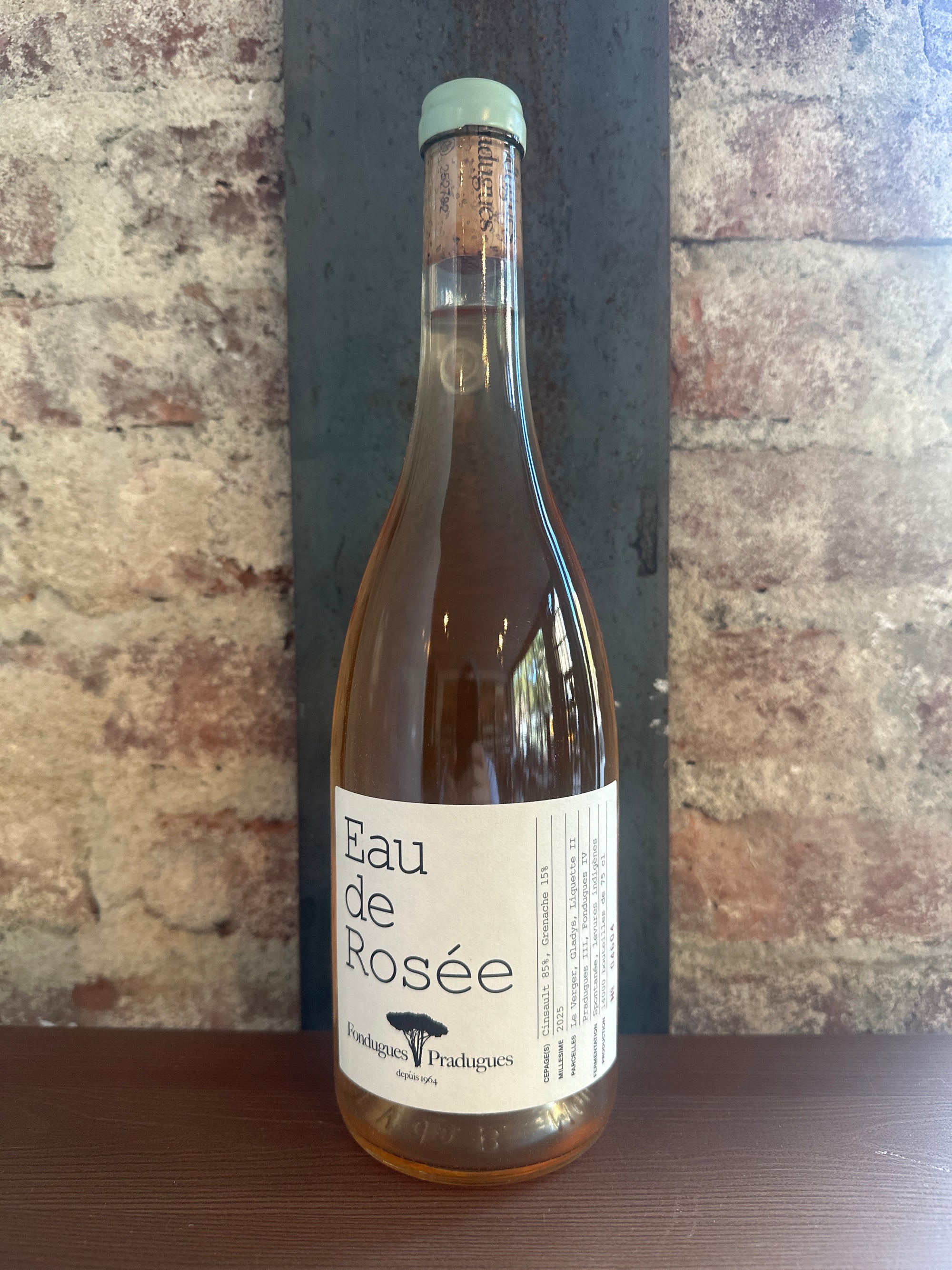 Fonduges Praduges, Eau de Rosée 2025 (Provence, France) 750ml