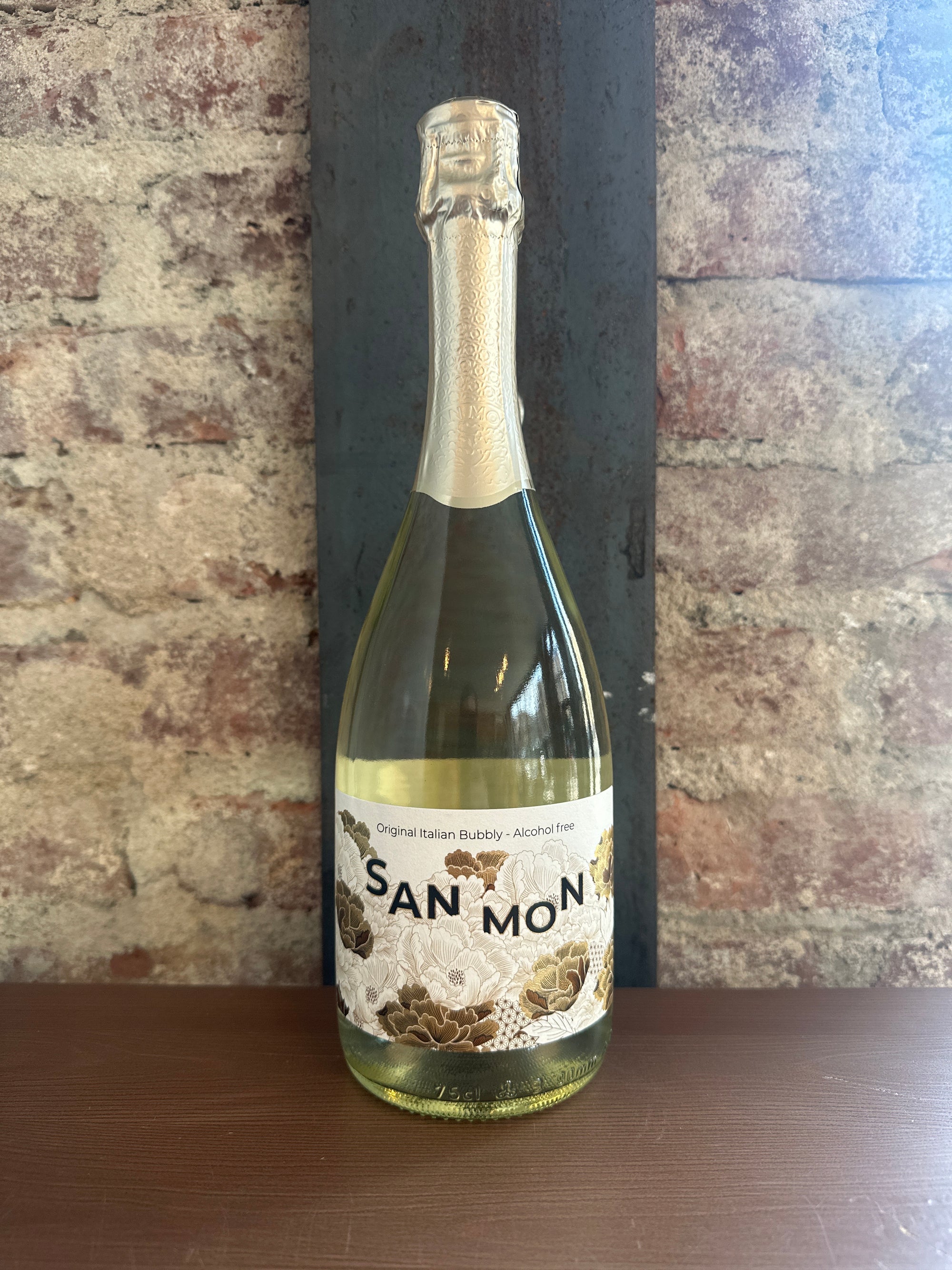 Sanmon, De-Alcoholized Italian Bubbly NV (Italy) 750ml
