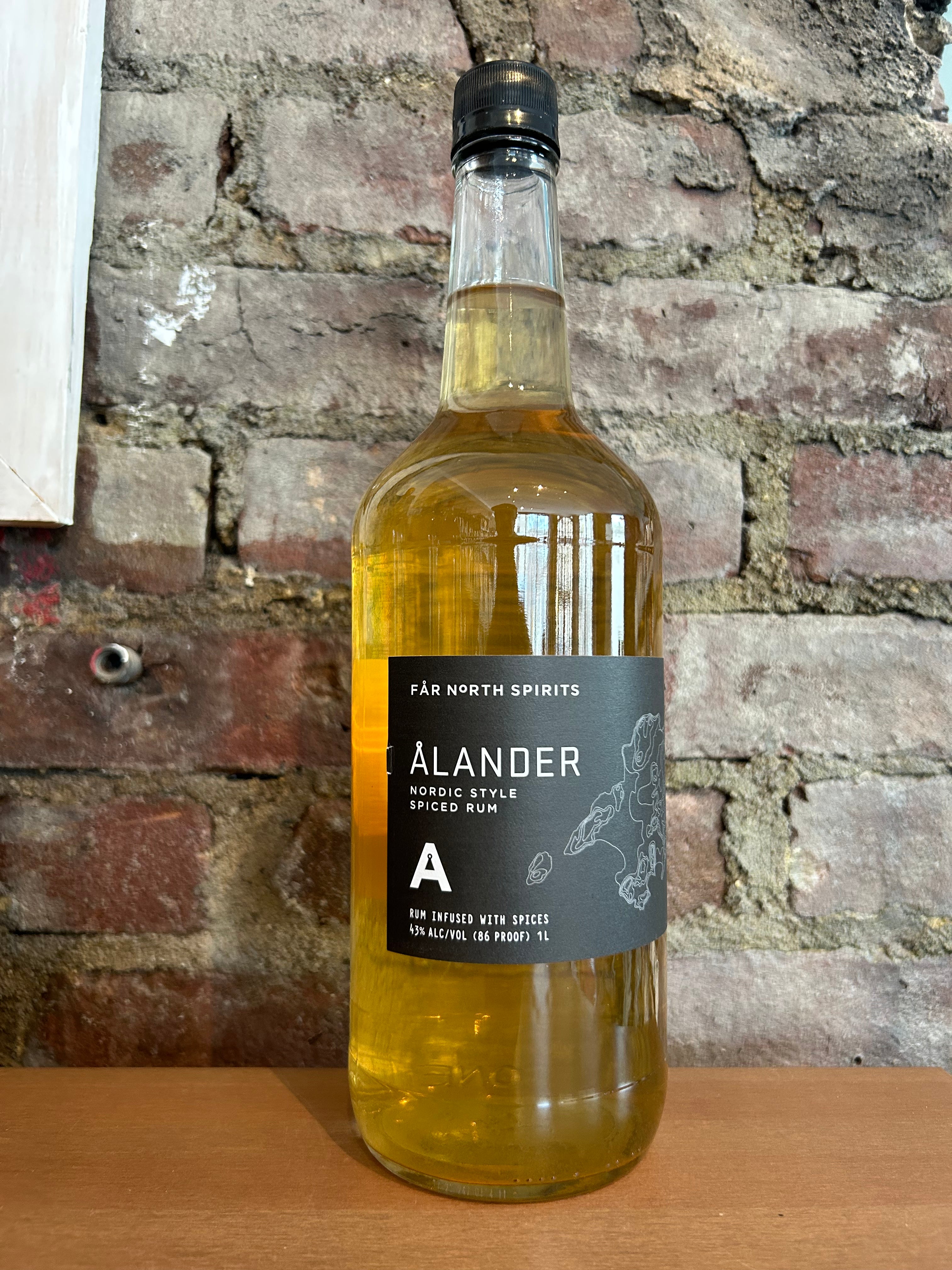 Far North Spirits, Alander Nordic Spiced Rum (Minnesota) 1L Far North Spirits, Alander Nordic Spiced Rum (Minnesota) 1L