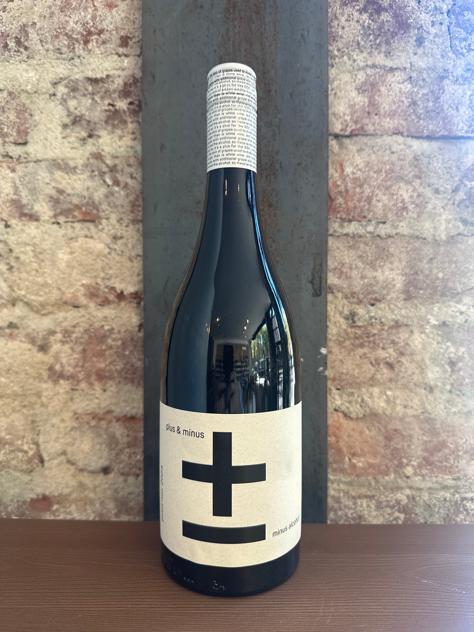 Plus-Minus, Alcohol Removed Pinot Noir 2023 (Australia) 750ml