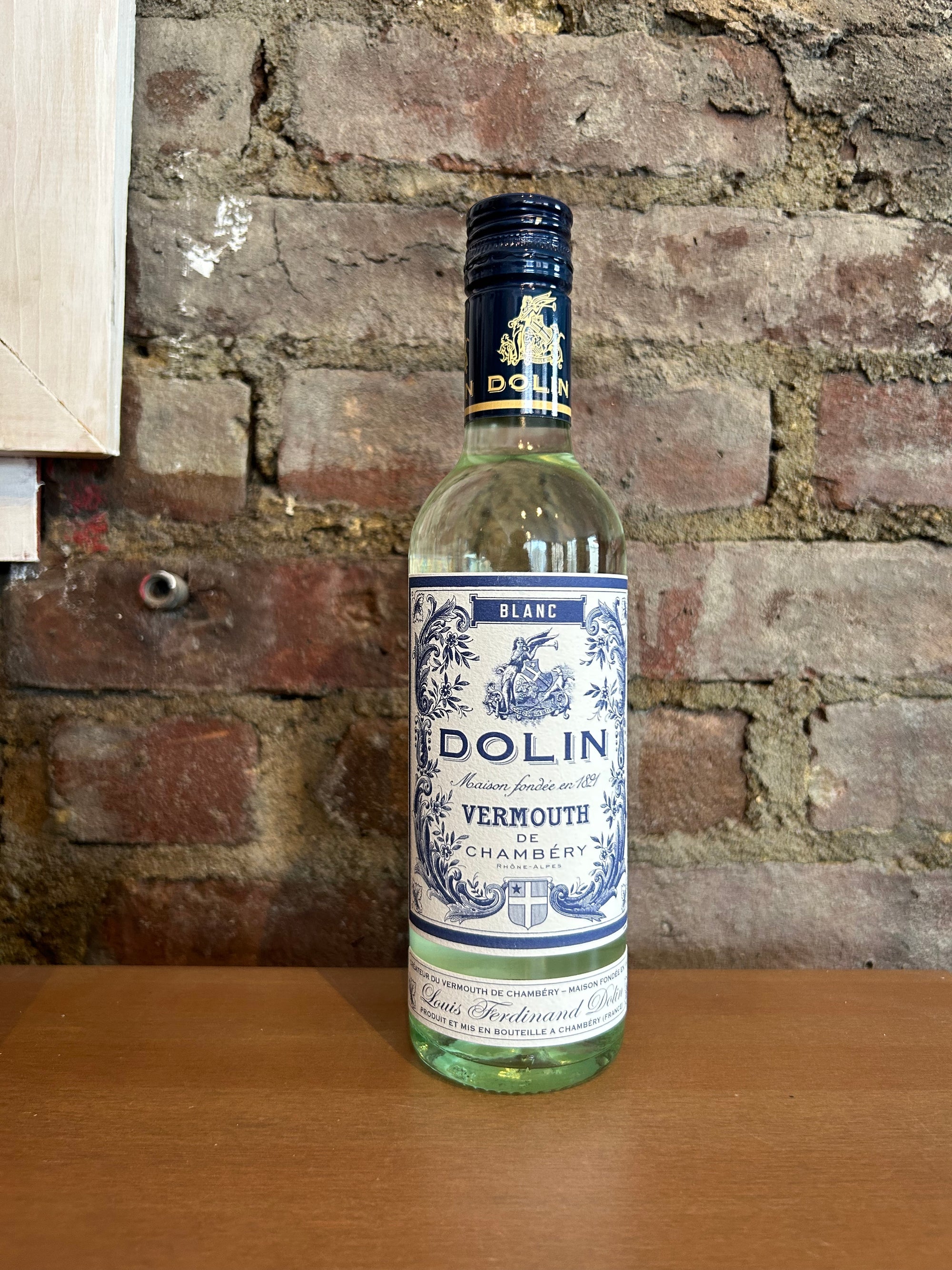 Dolin, Vermouth Blanc (France) 375ml