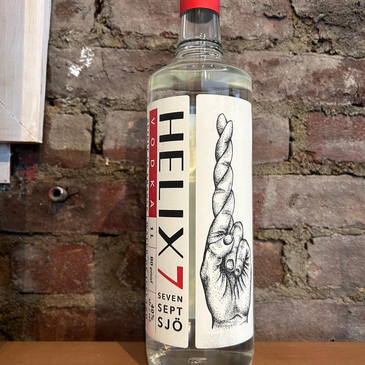 Helix 7 Vodka (France/Iceland) 1L