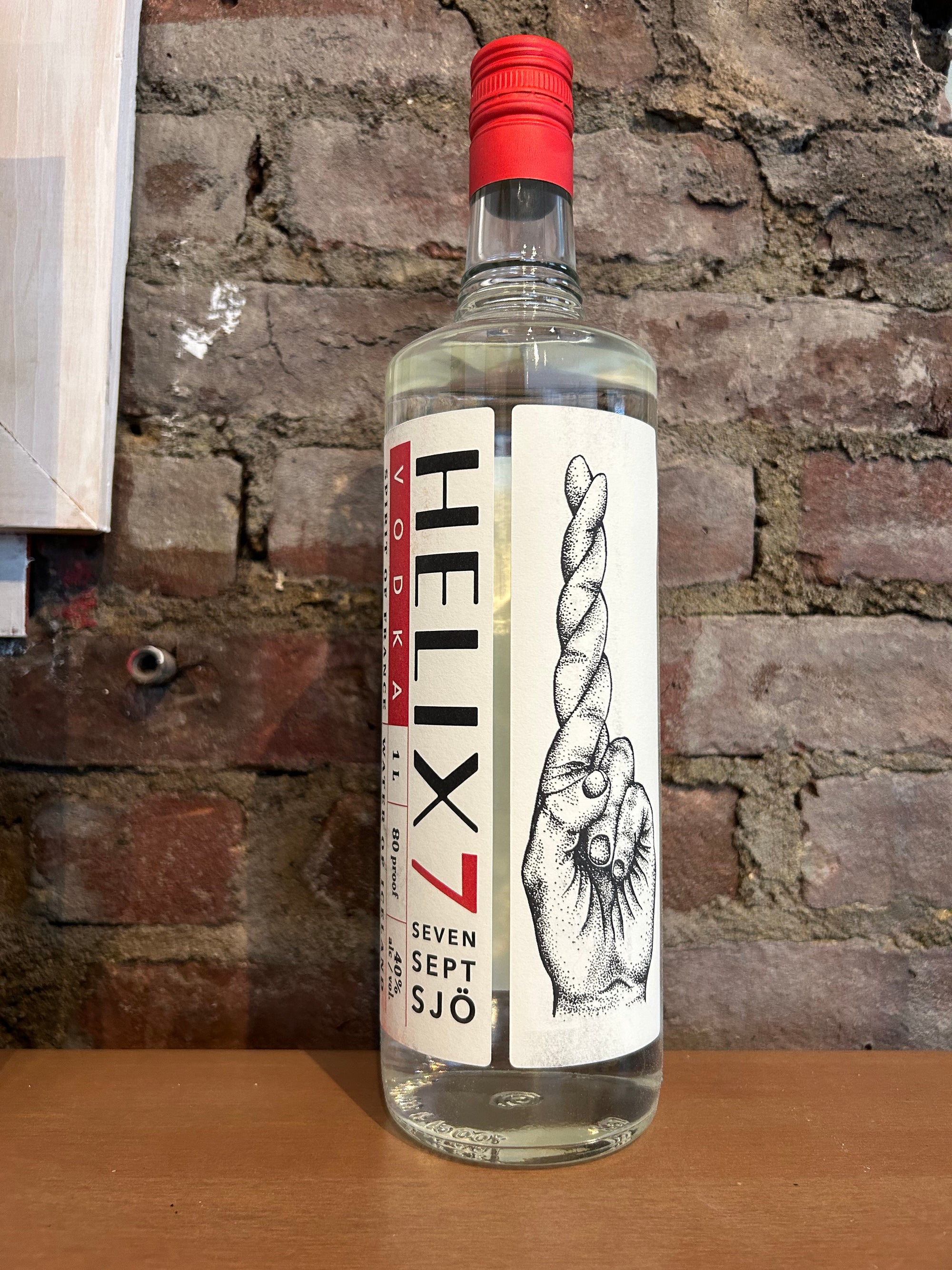 Helix 7 Vodka (France/Iceland) 1L