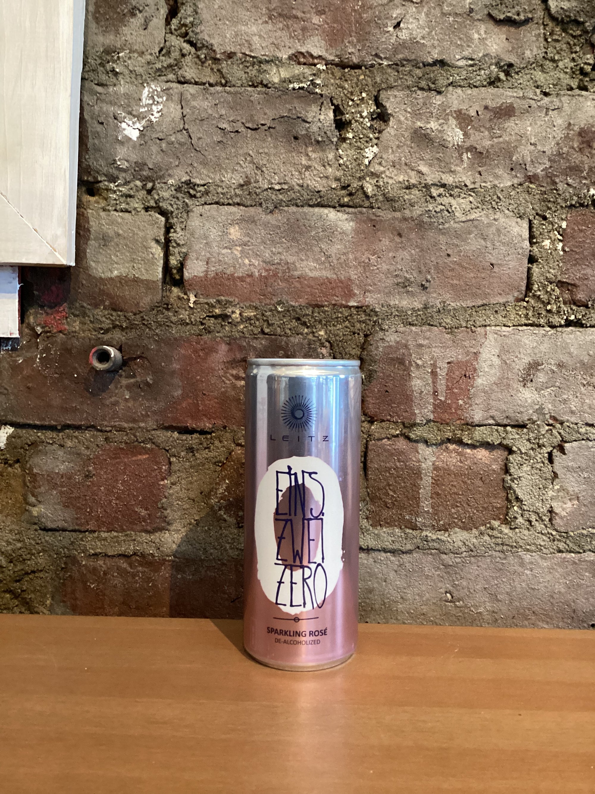 Weingut Leitz, "Eins Zwei Zero" Alcohol Removed Sparkling Rosé (Germany) 250ml CAN