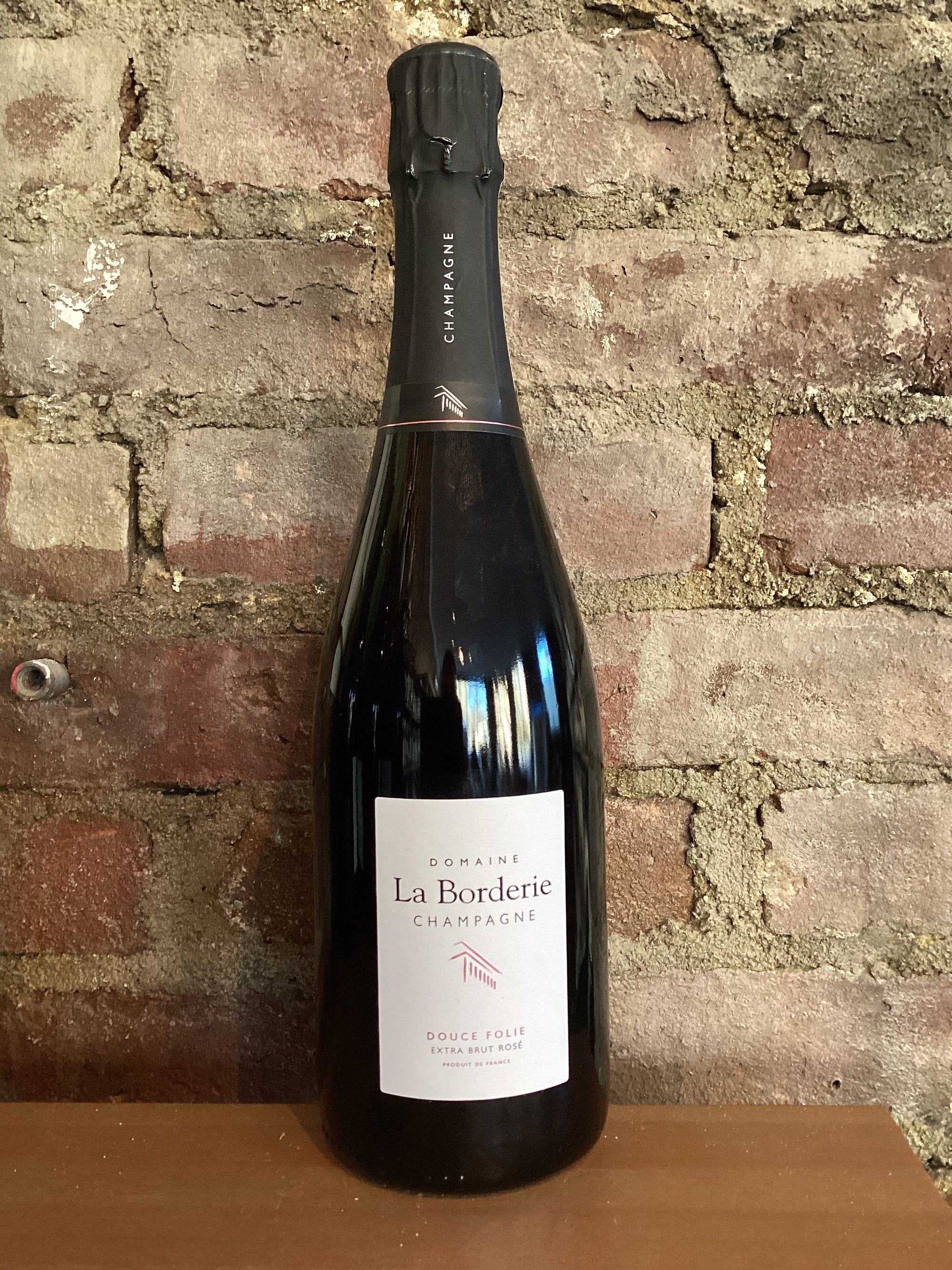 Domaine La Borderie, Douce Folie Rosé Extra Brut NV (Champagne, France) 750ml