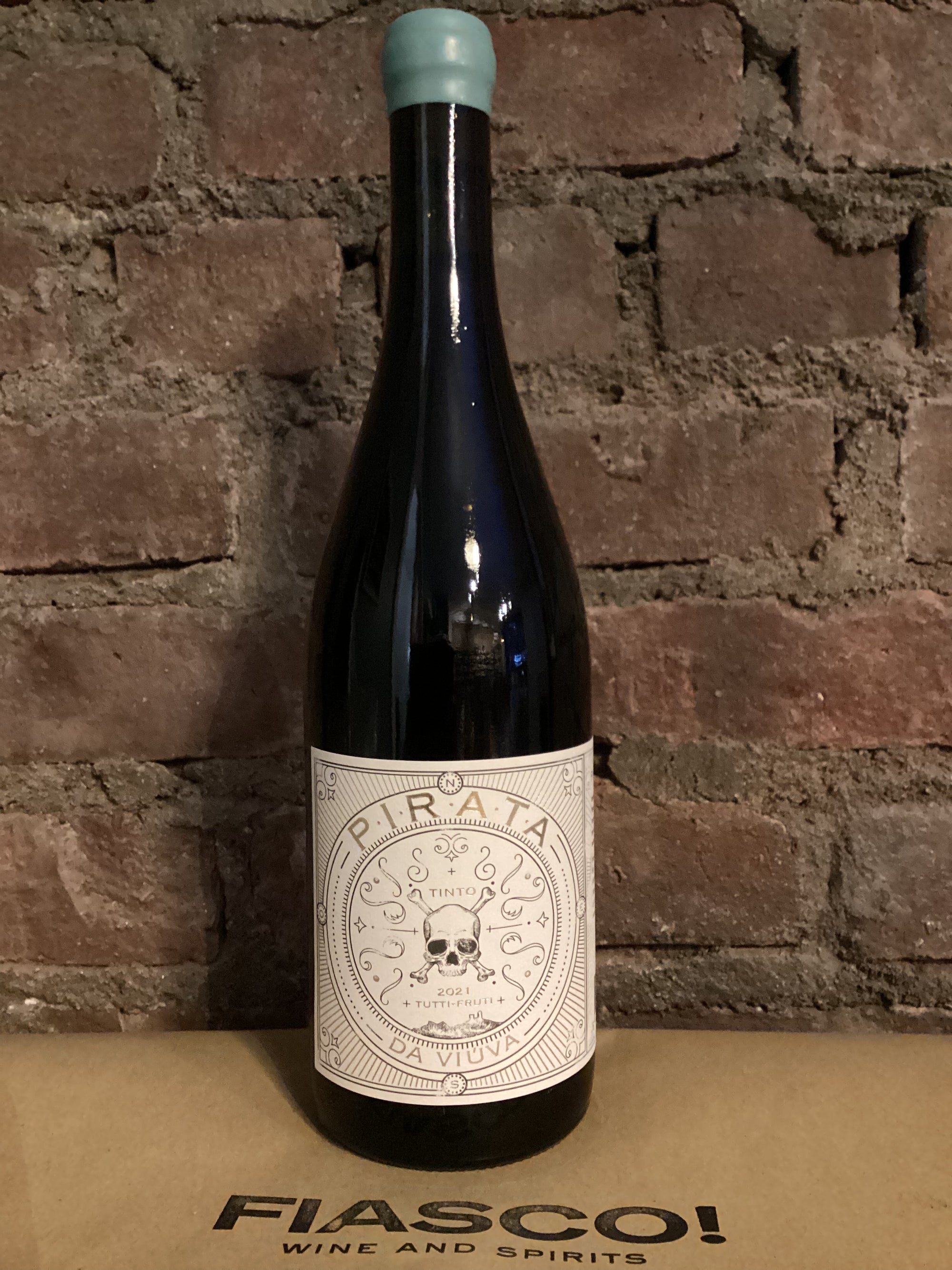 Adega Viuva Gomes, Pirata Tutti-Fruti Tinto 2021 (Colares, Portugal) 750ml